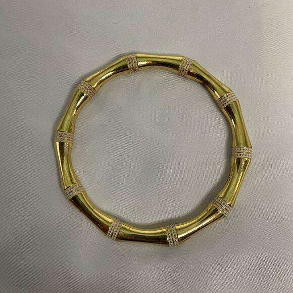 VTG GOLD TONE HEAVY BEVELED BANGLE  BRACELET 3” - Picture 1 of 7